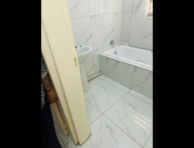 2 BEDROOM HOUSE FOR SALE IN WILFORDON